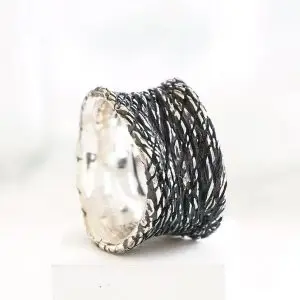 Fair oxidised silver ring Traces collection